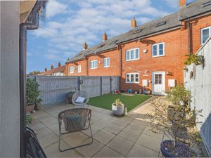 Photo 26- click for photo gallery